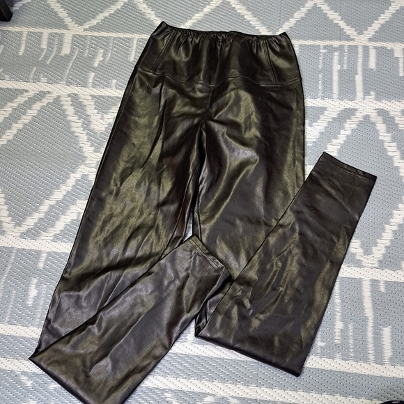 Aritzia Wilfred Free Daria Faux Leather Leggings Pants - Picture 5 of 12